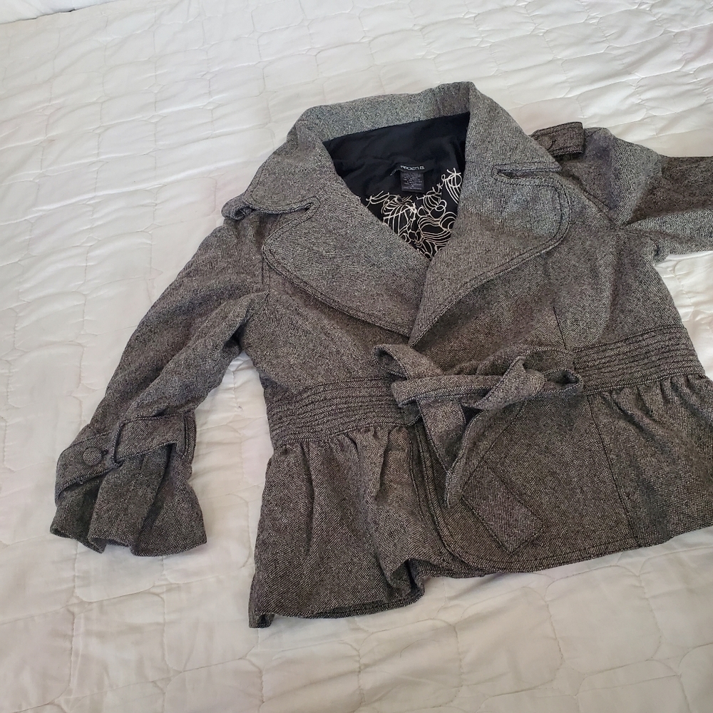 Jacket - Picture 2 of 14